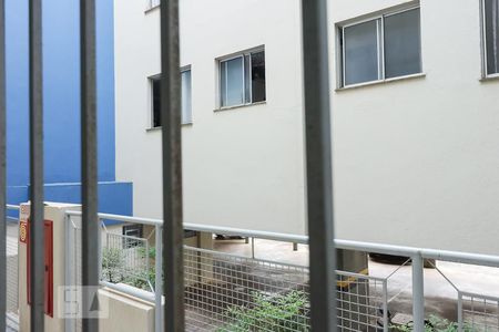 Vista Janela da Sala de apartamento para alugar com 2 quartos, 50m² em Presidente Médici, Ribeirão Preto