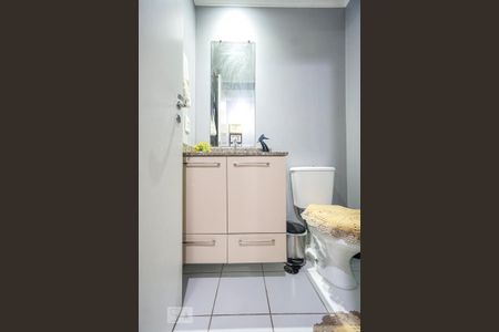 Apartamento à venda com 70m², 2 quartos e 1 vaga Apartamento à venda com 70m², 2 quartos e 1 vagaBanheiro social