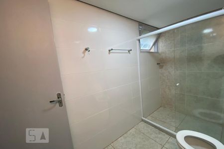 Apartamento à venda com 82m², 2 quartos e 1 vaga Apartamento à venda com 82m², 2 quartos e 1 vagaBanheiro
