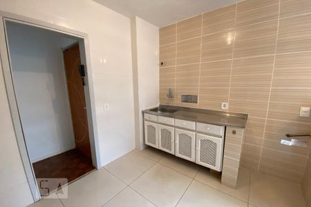 Apartamento à venda com 82m², 2 quartos e 1 vaga Apartamento à venda com 82m², 2 quartos e 1 vagaCozinha