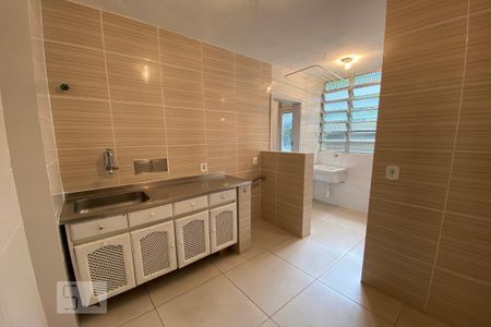 Apartamento à venda com 82m², 2 quartos e 1 vaga Apartamento à venda com 82m², 2 quartos e 1 vagaCozinha
