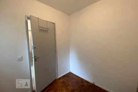 Apartamento à venda com 82m², 2 quartos e 1 vaga Apartamento à venda com 82m², 2 quartos e 1 vagaQuarto de Serviço