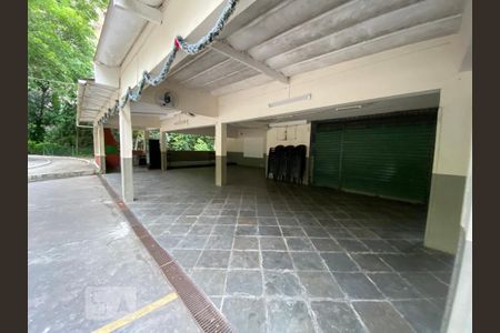 Apartamento à venda com 82m², 2 quartos e 1 vaga Apartamento à venda com 82m², 2 quartos e 1 vagaÁrea comum - Churrasqueira