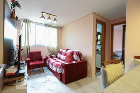 Sala de Apartamento com 2 quartos, 42m² Jardim Iris 