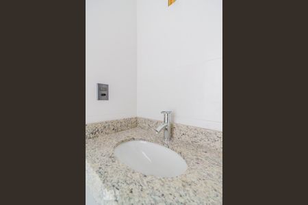 Casa de condomínio à venda com 91m², 2 quartos e 2 vagasBanheiro