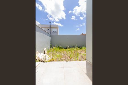 Casa de condomínio à venda com 91m², 2 quartos e 2 vagasVista