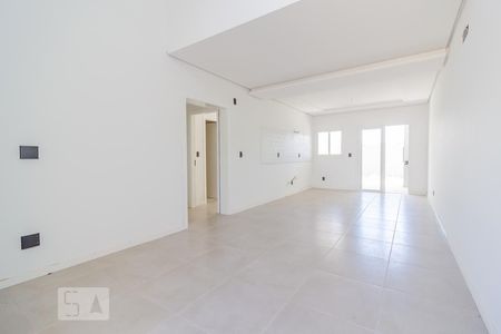 Sala de casa de condomínio à venda com 2 quartos, 91m² em Hípica, Porto Alegre