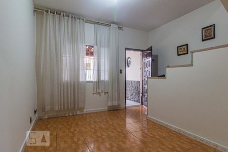 Sala de casa à venda com 2 quartos, 144m² em Vila Alzira, Santo André