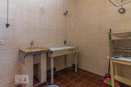 Casa à venda com 144m², 2 quartos e 1 vagaÁrea de Serviço
