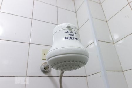 Chuveiro de kitnet/studio para alugar com 1 quarto, 29m² em República, São Paulo