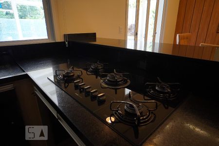 Casa à venda com 295m², 4 quartos e 4 vagasCozinha