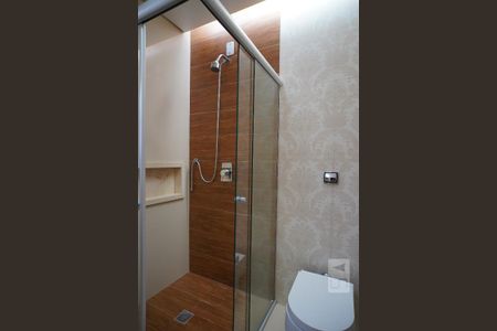 Casa à venda com 295m², 4 quartos e 4 vagasBanheiro