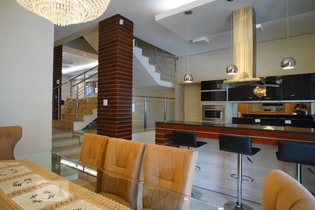 Sala de Jantar de casa à venda com 4 quartos, 295m² em Jardim Sabará, Porto Alegre