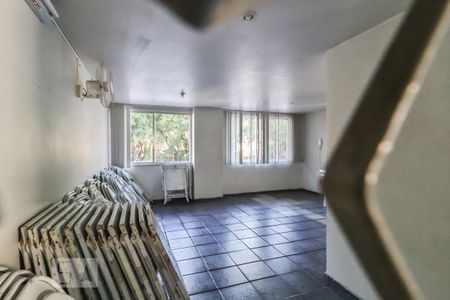 Apartamento à venda com 72m², 2 quartos e 2 vagasÁrea comum - Salão de festas