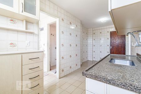 Apartamento à venda com 72m², 2 quartos e 2 vagasCozinha