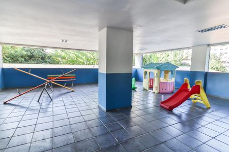 Apartamento à venda com 72m², 2 quartos e 2 vagasÁrea Comum - Playground