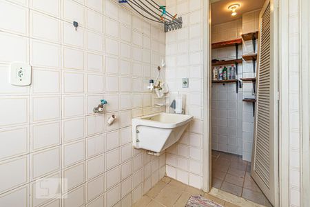 Apartamento à venda com 72m², 2 quartos e 2 vagasÁrea de Serviço