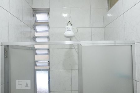 Casa para alugar com 107m², 1 quarto e sem vagaDetalhe Banheiro