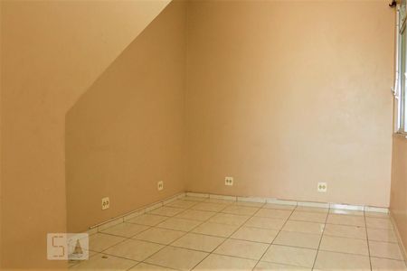 Sala de casa para alugar com 1 quarto, 107m² em Pilares, Rio de Janeiro