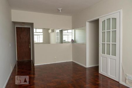 Sala de apartamento para alugar com 2 quartos, 78m² em Icaraí, Niterói