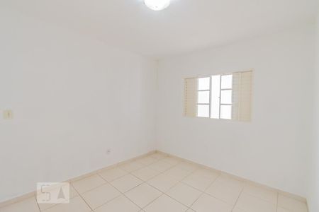 Quarto 1 de casa para alugar com 2 quartos, 60m² em Jardim Guarani, Campinas