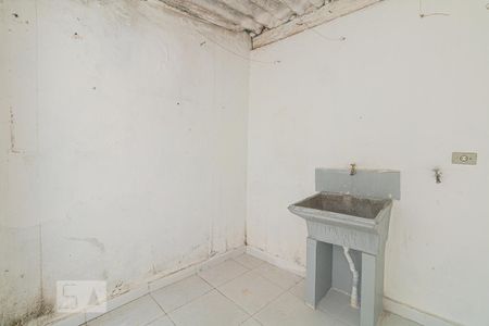 Área de Serviço de casa para alugar com 2 quartos, 60m² em Vila Medeiros, São Paulo