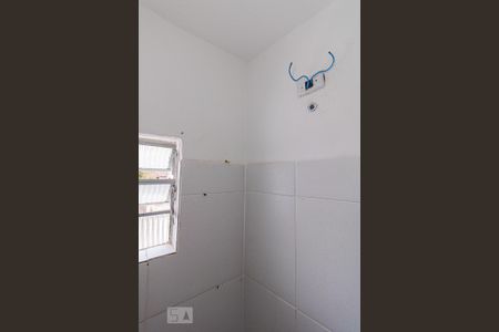 Banheiro de casa para alugar com 2 quartos, 60m² em Vila Medeiros, São Paulo