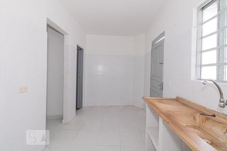 Cozinha de casa para alugar com 2 quartos, 60m² em Vila Medeiros, São Paulo
