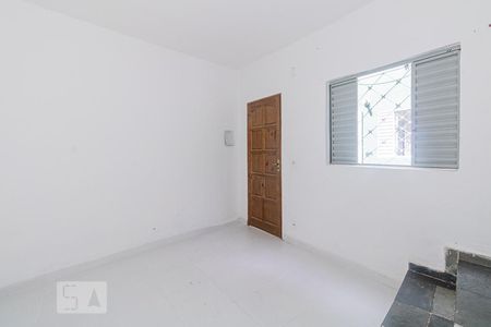 Sala de Casa com 2 quartos, 60m² Vila Ede