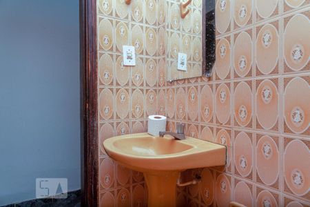 Casa para alugar com 136m², 3 quartos e 1 vagaBanheiro Social