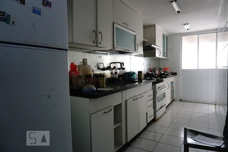 Cozinha de apartamento à venda com 4 quartos, 350m² em Barra da Tijuca, Rio de Janeiro