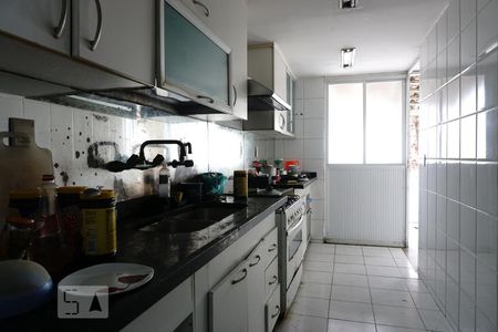 Cozinha de apartamento à venda com 4 quartos, 350m² em Barra da Tijuca, Rio de Janeiro