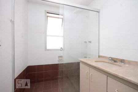 Banheiro de apartamento para alugar com 1 quarto, 35m² em Consolação, São Paulo