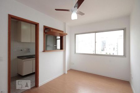 Sala de apartamento para alugar com 1 quarto, 35m² em Consolação, São Paulo