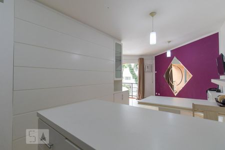 Studio para alugar com 47m², 1 quarto e sem vaga Studio para alugar com 47m², 1 quarto e sem vagaStudio