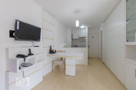 Studio para alugar com 47m², 1 quarto e sem vaga Studio para alugar com 47m², 1 quarto e sem vagaStudio