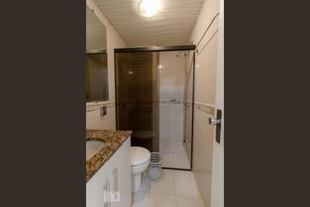 Studio para alugar com 47m², 1 quarto e sem vaga Studio para alugar com 47m², 1 quarto e sem vagaBanheiro Social