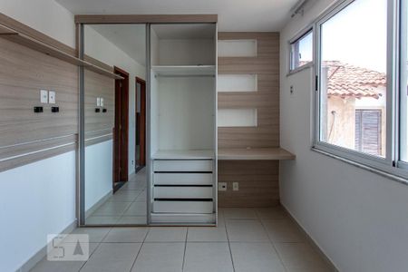 Apartamento à venda com 75m², 2 quartos e 2 vagasSuíte