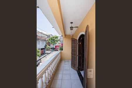 Casa à venda com 150m², 2 quartos e 2 vagas Casa à venda com 150m², 2 quartos e 2 vagasVaranda suite 1