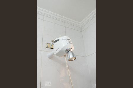 Casa à venda com 150m², 2 quartos e 2 vagas Casa à venda com 150m², 2 quartos e 2 vagasDetalhe banheiro suite 2