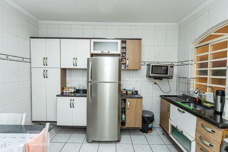 Casa à venda com 150m², 2 quartos e 2 vagas Casa à venda com 150m², 2 quartos e 2 vagasCozinha