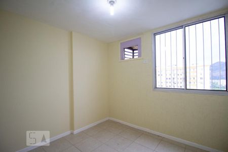 Quarto 2 de apartamento para alugar com 2 quartos, 56m² em Barra da Tijuca, Rio de Janeiro
