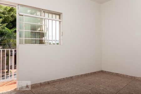 Quarto 1 de casa para alugar com 2 quartos, 77m² em Bom Jesus, Uberlândia