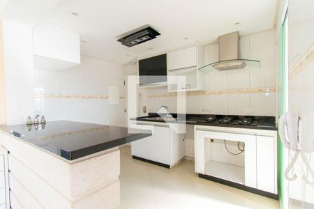 Apartamento para alugar com 94m², 2 quartos e 2 vagasCozinha