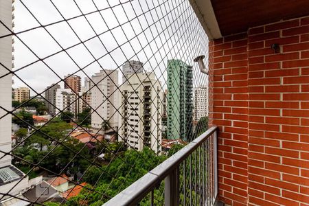 Varanda de apartamento para alugar com 1 quarto, 40m² em Indianópolis, São Paulo