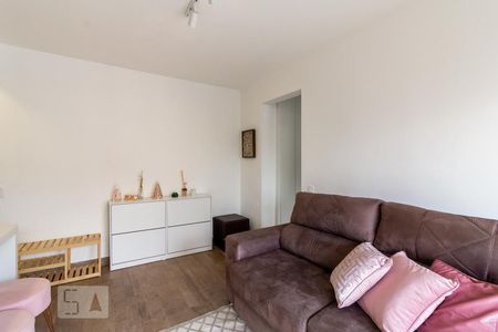 Sala de apartamento para alugar com 1 quarto, 40m² em Indianópolis, São Paulo