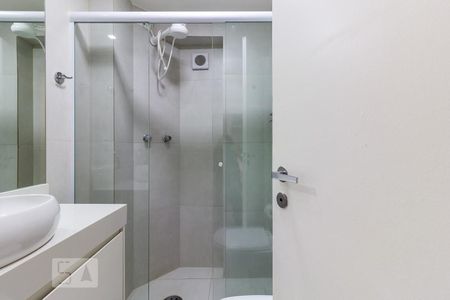 Banheiro de apartamento para alugar com 1 quarto, 40m² em Indianópolis, São Paulo