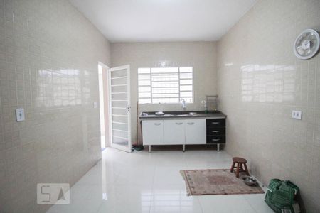 Casa à venda com 190m², 5 quartos e 2 vagascozinha