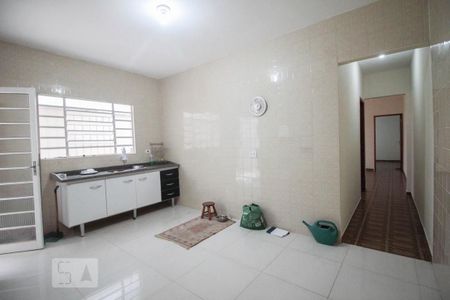 Casa à venda com 190m², 5 quartos e 2 vagascozinha
