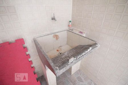 Casa à venda com 190m², 5 quartos e 2 vagasarea de serviço